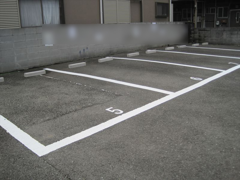 【ライン幅の変更可能】大阪市西淀川付近で10台の駐車場白線引き直し